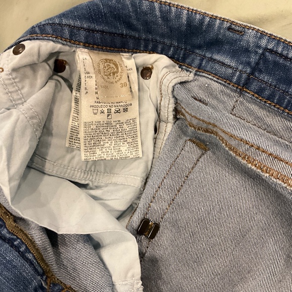 Diesel Thavar 30x30 - Picture 4 of 5